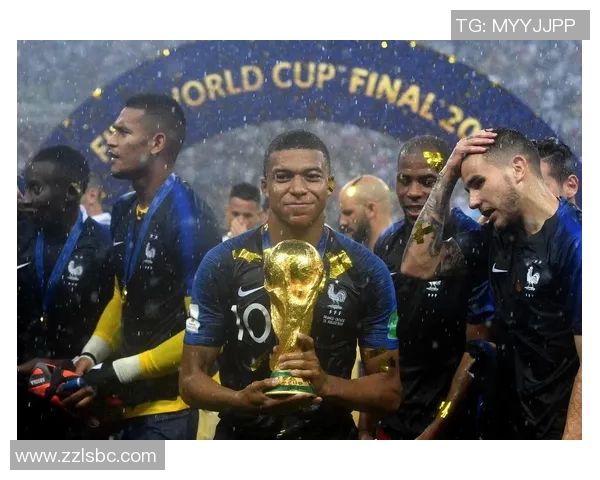 足球明星魅力尽显精美壁纸分享让你随时感受足球激情与风采